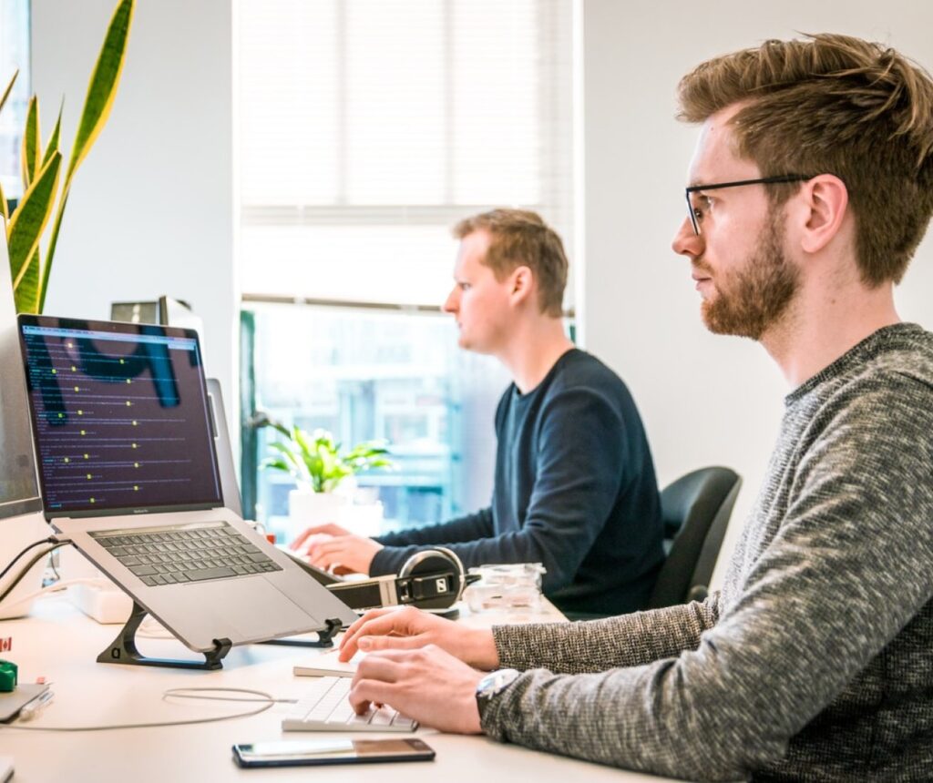 Cybersecurity Cloudflare services cyberbezpieczeństwo